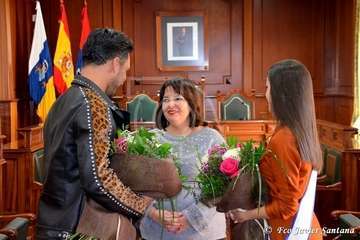 Recepción oficial a Nauzet Afonso y a Daida López (Foto TA)